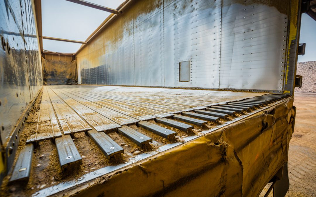 Sàn trượt tự đổ